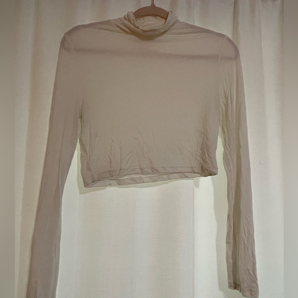turtle neck crop top